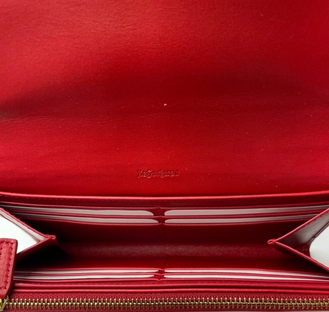 Portefeuille en cuir rouge Yves Saint Laurent